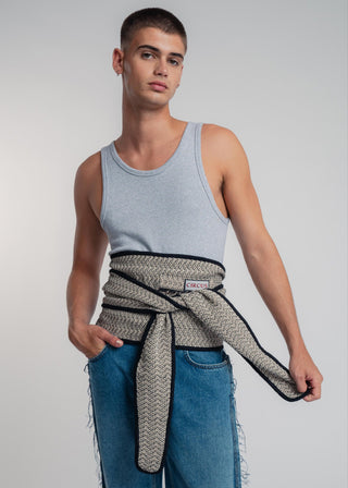 Unisex kimono belt in premium cotton with a bold beige and black duo-color design. Versatile styling and endless wearing possibilities for a customizable look.