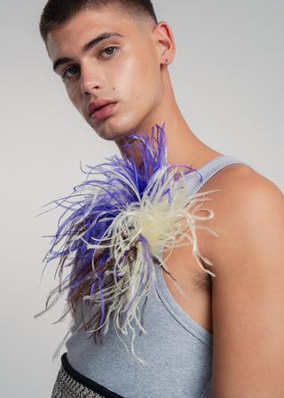 Dark brown unisex tri-color ostrich feather brooch accessory.