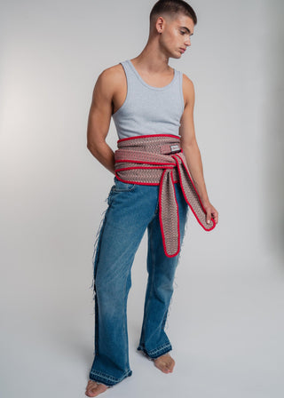 Unisex kimono belt in premium cotton with a bold red and black duo-color design. Versatile styling and endless wearing possibilities for a customizable look.