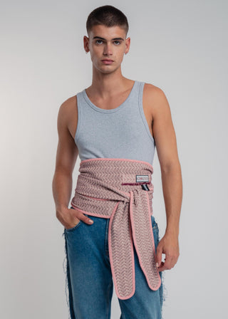 Unisex kimono belt in premium cotton with a bold rose and bordeaux duo-color design. Versatile styling and endless wearing possibilities for a customizable look.