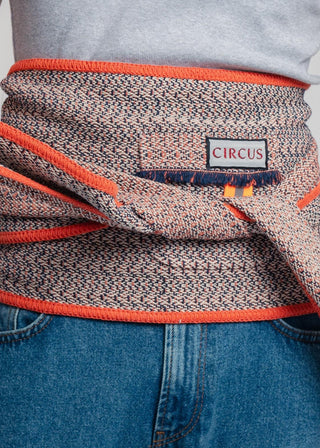 Unisex kimono belt in premium cotton with a bold terracotta and dark blue duo-color design. Versatile styling and endless wearing possibilities for a customizable look.